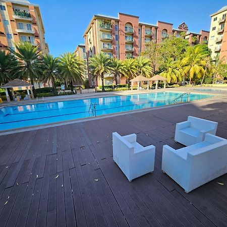 Cozy 2Br Staycation With Balcony Chateau Elysee For 4-6 Pax Paranaque City Екстериор снимка