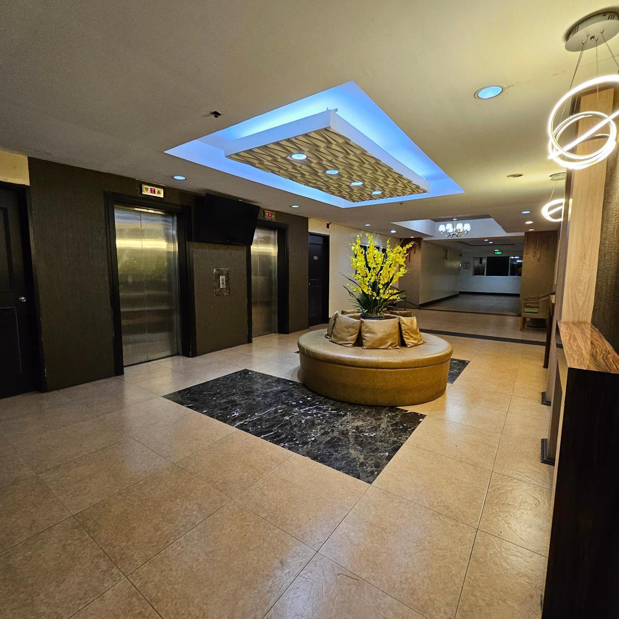 Cozy 2Br Staycation With Balcony Chateau Elysee For 4-6 Pax Paranaque City Екстериор снимка
