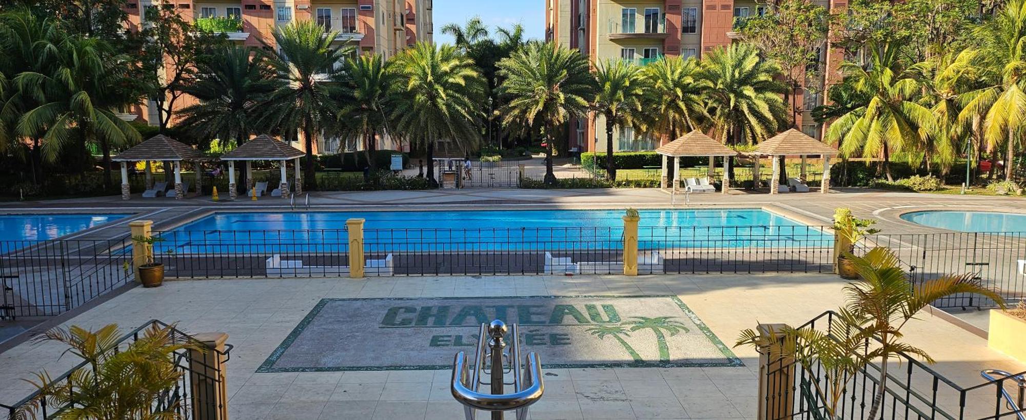 Cozy 2Br Staycation With Balcony Chateau Elysee For 4-6 Pax Paranaque City Екстериор снимка